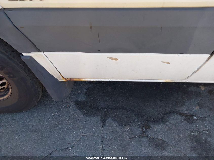 2011 Mercedes-Benz Sprinter 2500 High Roof VIN: WD3PE8CB3B5572157 Lot: 43260215