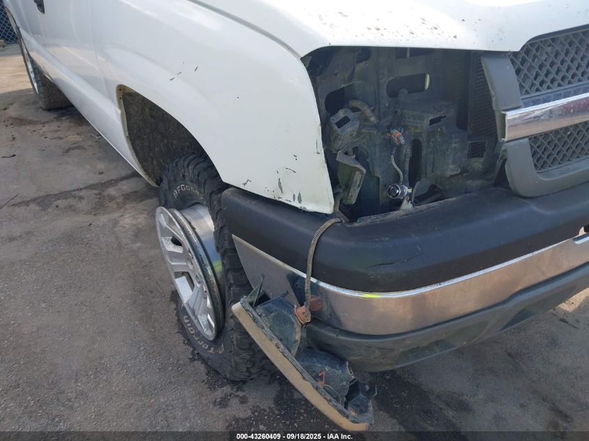 2005 Chevrolet Silverado 1500 Work Truck VIN: 2GCEC19V951364379 Lot: 43260409