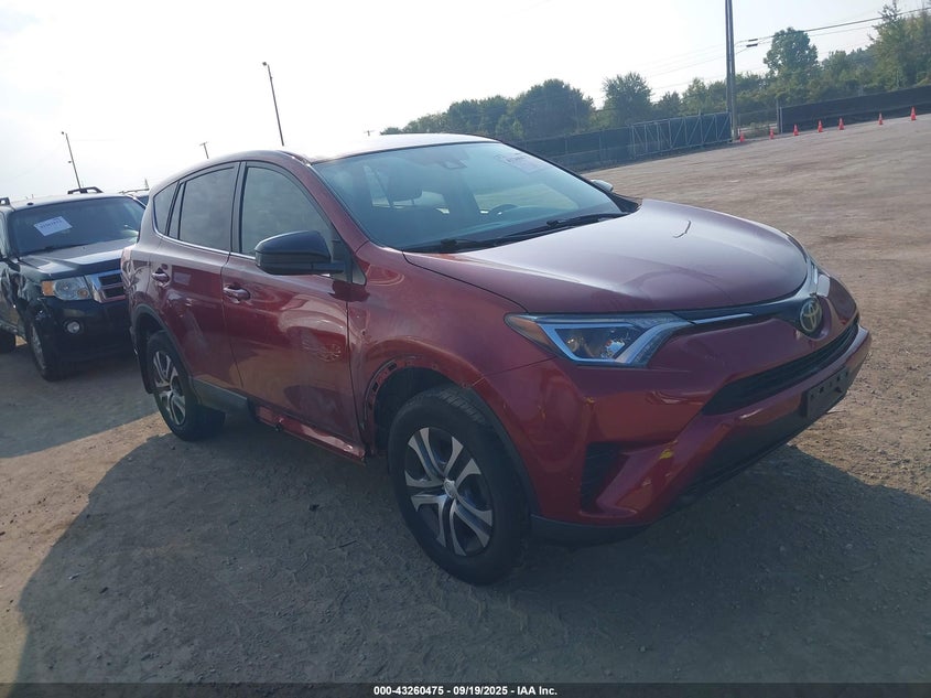 2T3BFREV6JW851958 2018 Toyota Rav4 Le auction photo 1