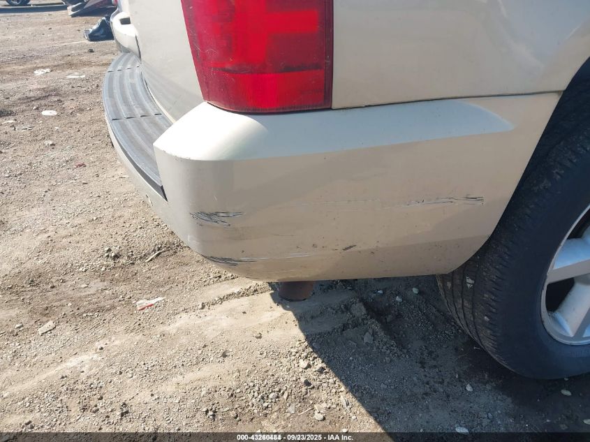 2007 Chevrolet Tahoe Lt VIN: 1GNFK13077J135641 Lot: 43260484