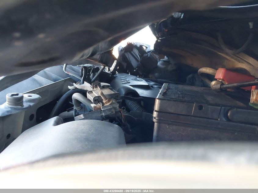 2008 Toyota Yaris VIN: JTDJT923285189384 Lot: 43260488