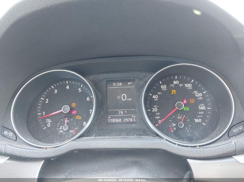 2018 Volkswagen Passat 2.0T R-Line/2.0T S VIN: 1VWAA7A30JC003268 Lot: 43260528