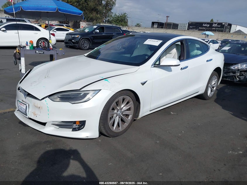 5YJSA1E20JF280706 2018 TESLA MODEL S photo no. 2