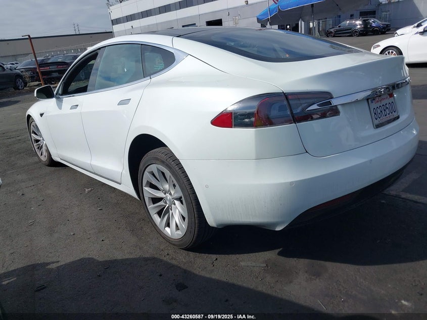 5YJSA1E20JF280706 2018 TESLA MODEL S photo no. 3