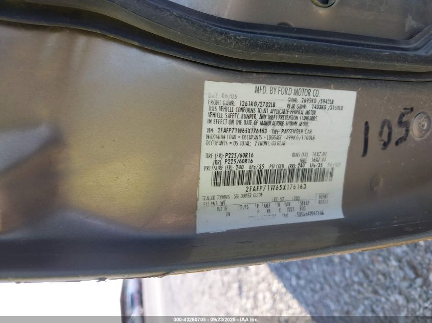 2005 Ford Crown Victoria Police VIN: 2FAFP71W65X176163 Lot: 43260705