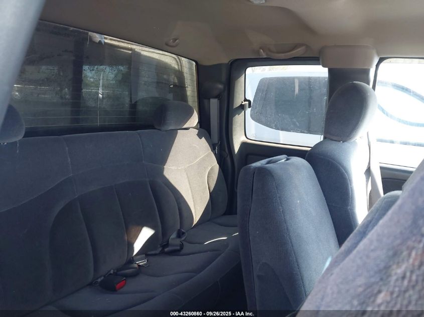 2000 GMC Sierra 2500 Sle VIN: 1GTGK29U7YE411145 Lot: 43260860