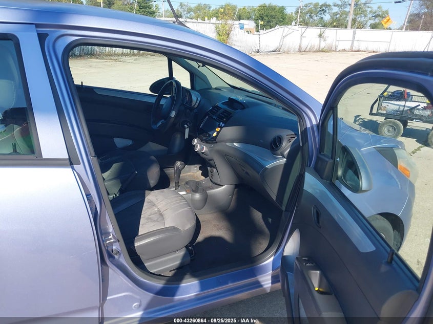 2014 CHEVROLET SPARK 1LT AUTO KL8CD6S92EC588353