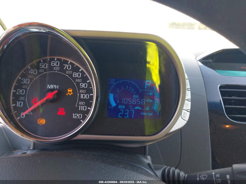 2014 CHEVROLET SPARK 1LT AUTO KL8CD6S92EC588353