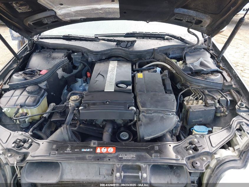 2005 Mercedes-Benz C 230 Kompressor Sport VIN: WDBRF40J15F611535 Lot: 43260919