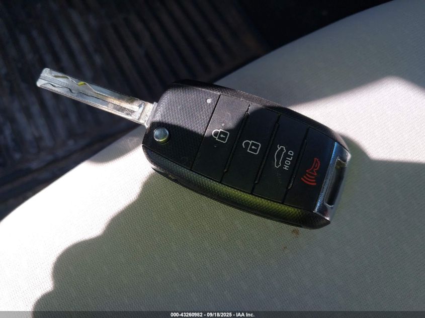 2015 Kia Optima Lx VIN: KNAGM4A7XF5547372 Lot: 43260982