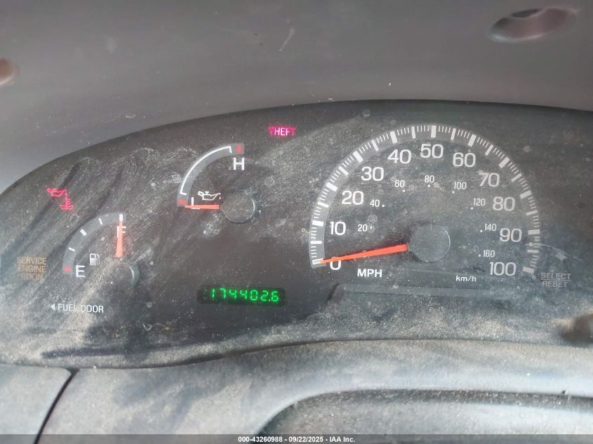 2000 Ford F-150 Work Series/Xl/Xlt VIN: 1FTZF1724YNC33123 Lot: 43260988