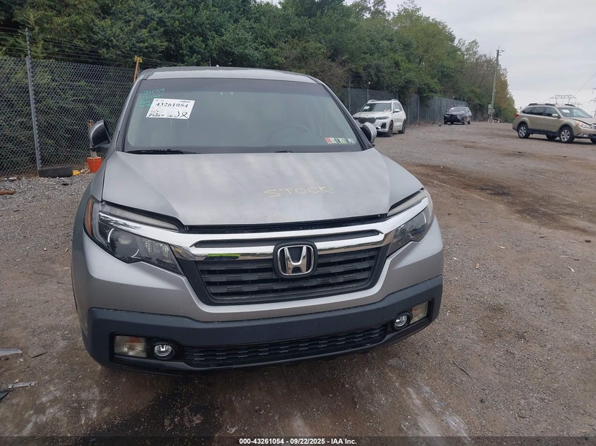 2017 HONDA RIDGELINE RTL-T - 5FPYK3F67HB026254