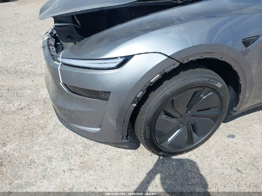 2026 Tesla Model Y VIN: 7SAYGDEE9TA455316 Lot: 43261194