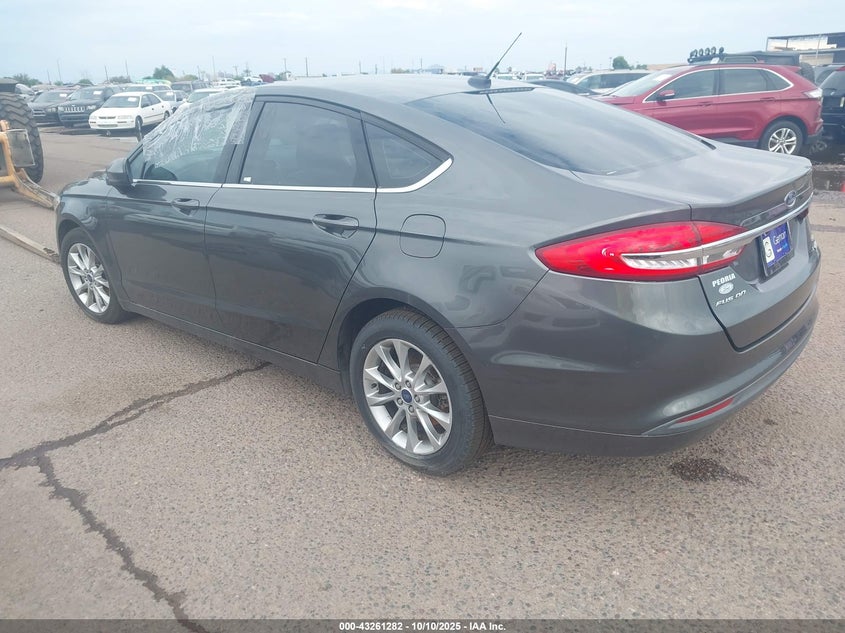 Vin: 3fa6p0hd7hr322388, lot: 43755850, ford fusion se 20173