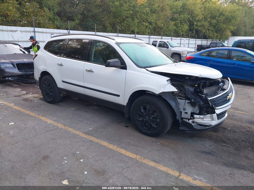 CHEVROLET TRAVERSE LS