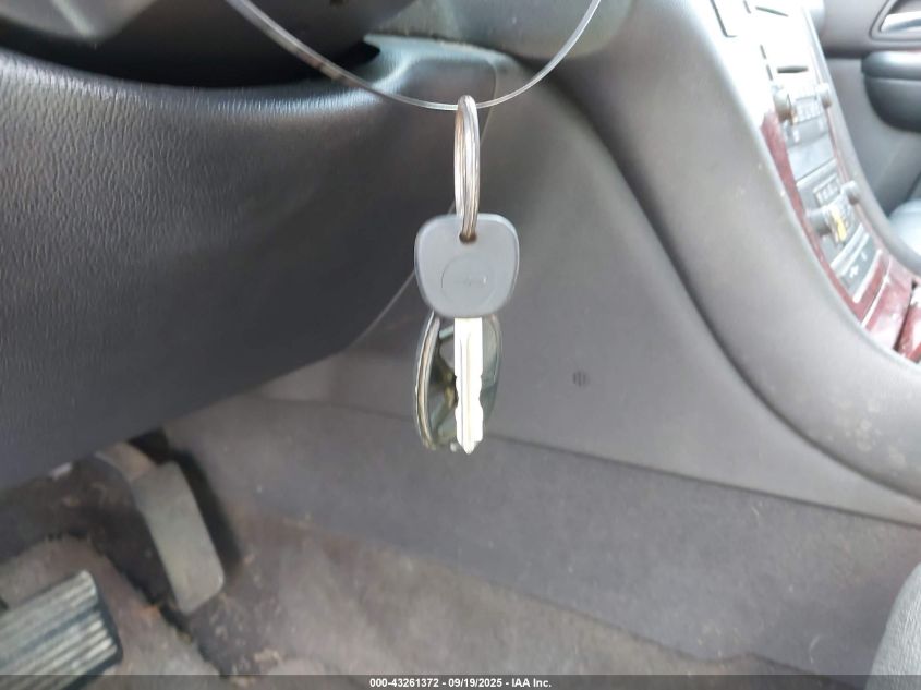 2007 Cadillac Escalade Standard VIN: 1GYFK638X7R417280 Lot: 43261372