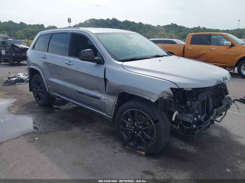JEEP GRAND CHEROKEE LAREDO X 4X2