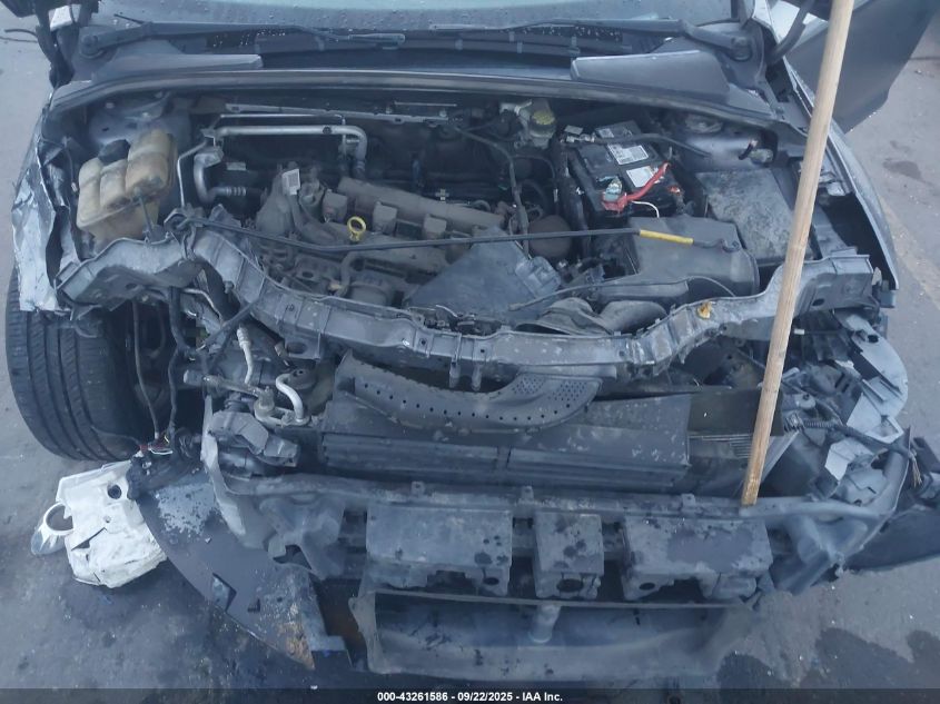 2014 Ford Focus Se VIN: 1FADP3K21EL453326 Lot: 43261586