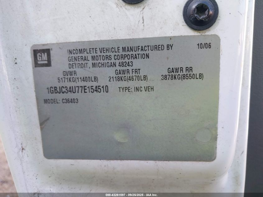 2007 Chevrolet Silverado 3500 Chassis Classic Work Truck VIN: 1GBJC34U77E154510 Lot: 43261597