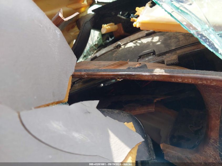 2003 Hyundai Elantra Gls/Gt VIN: KMHDN45D23U559175 Lot: 43261661