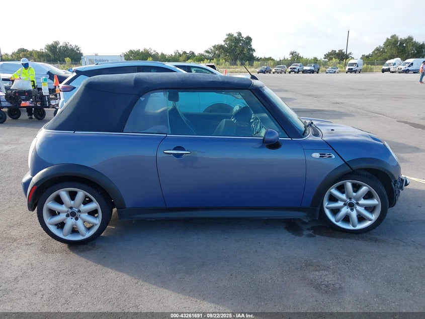 2005 Mini Cooper S VIN: WMWRH33475TF82636 Lot: 43261691