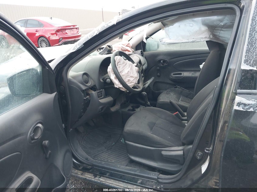 2016 NISSAN VERSA 1.6 S - 3N1CN7AP3GL904184