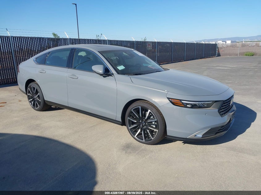 HONDA ACCORD HYBRID TOURING 2025