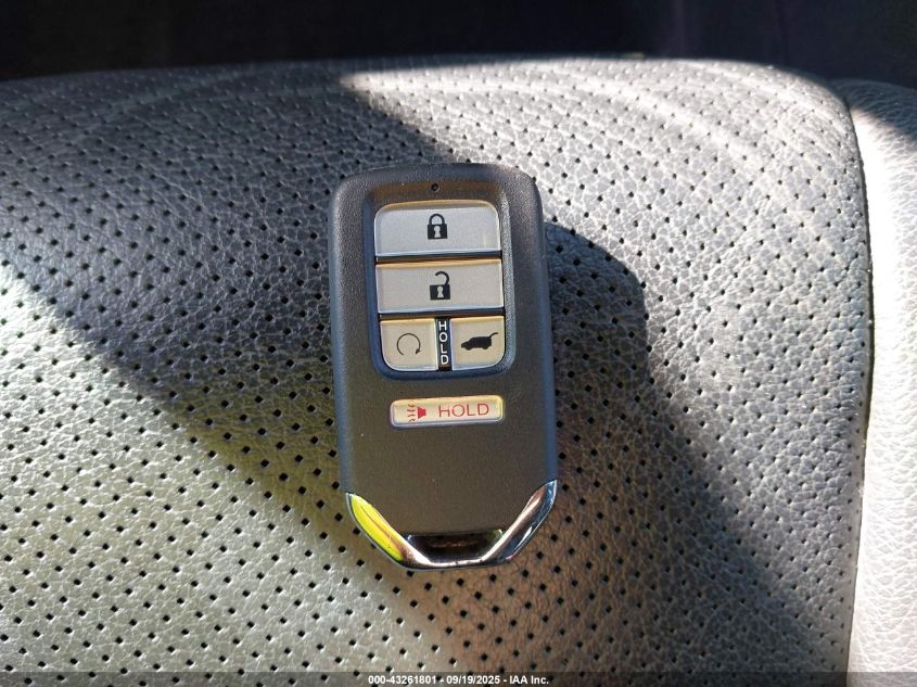 2022 Honda Pilot Awd Elite VIN: 5FNYF6H04NB007065 Lot: 43261801