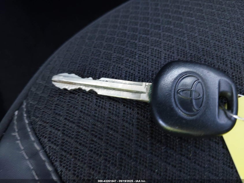 2016 Toyota Corolla L VIN: 2T1BURHE0GC684503 Lot: 43261847