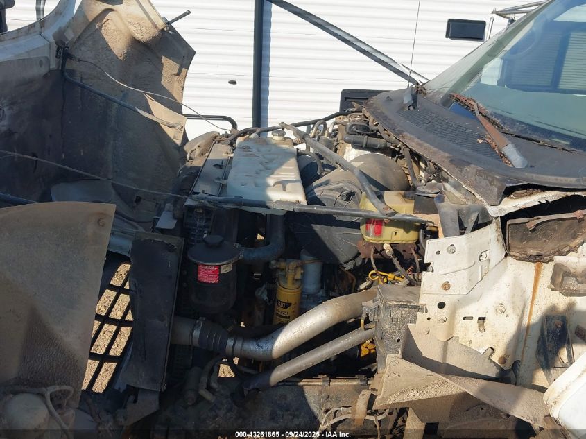 2001 Ford F-650 Xl/Xlt VIN: 3FDNF65H61MA21550 Lot: 43261865