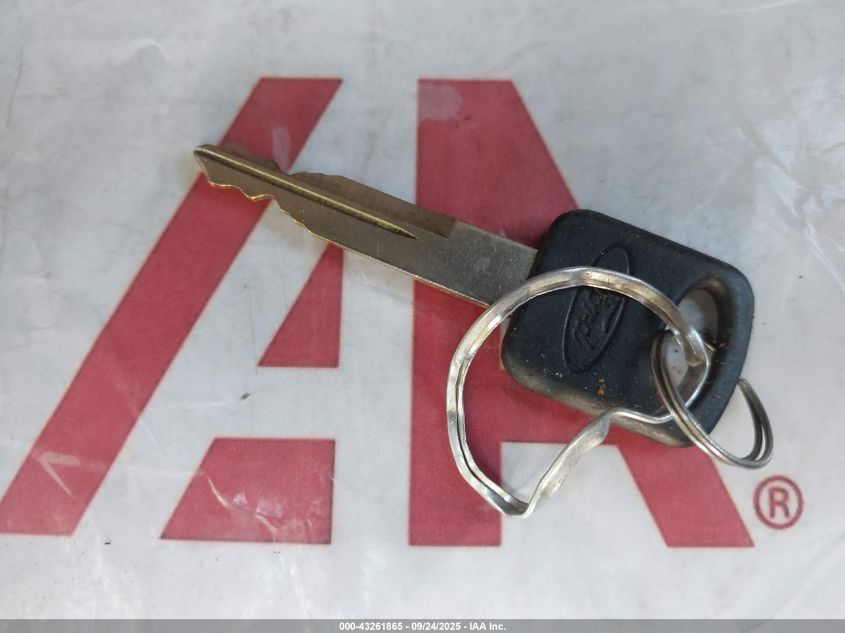 2001 Ford F-650 Xl/Xlt VIN: 3FDNF65H61MA21550 Lot: 43261865