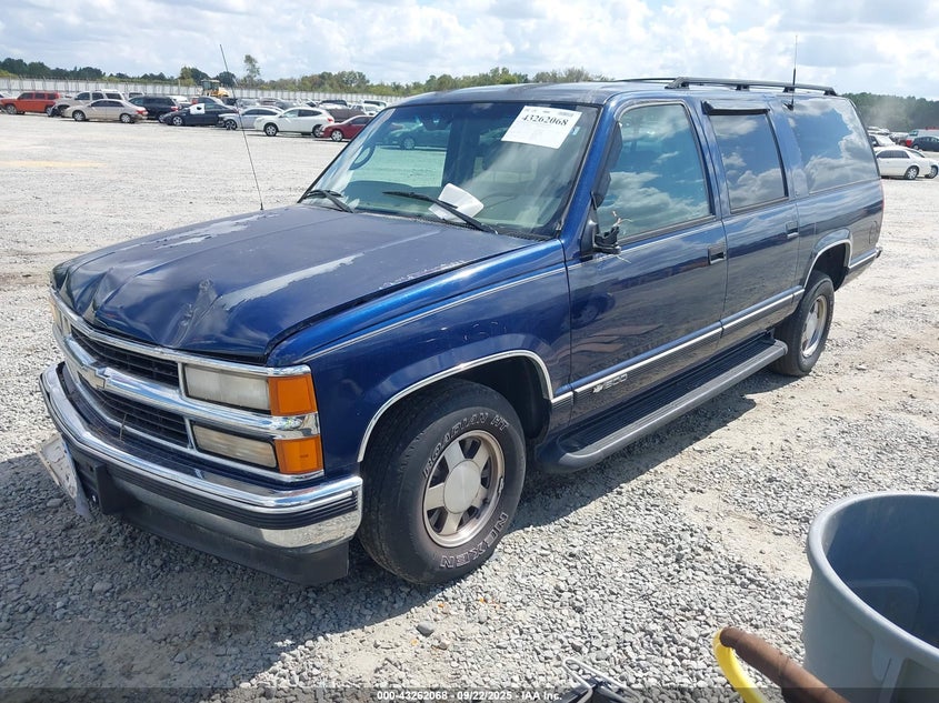 1GNEC16R5WJ301978 1998 CHEVROLET EXPRESS photo no. 2