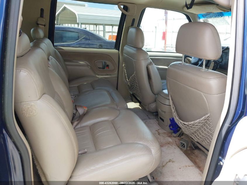 1998 Chevrolet Suburban 1500 VIN: 1GNEC16R5WJ301978 Lot: 43262068