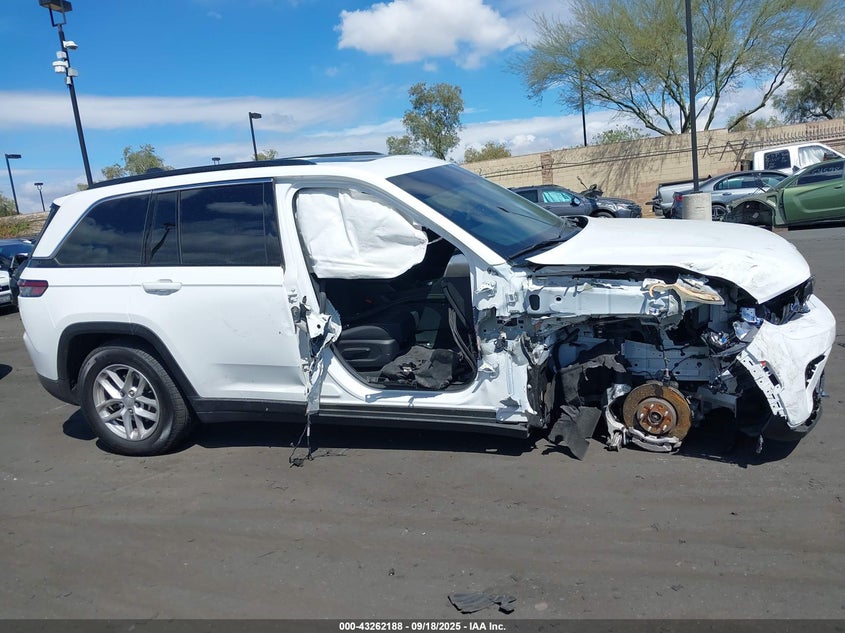 2024 JEEP GRAND CHEROKEE LAREDO X 4X4 - 1C4RJHAG5RC247363