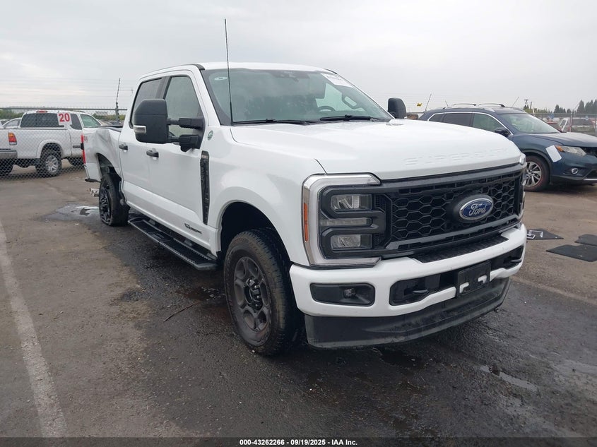 2024 FORD F-350  (VIN: 1FT8W3BTXREF69643)