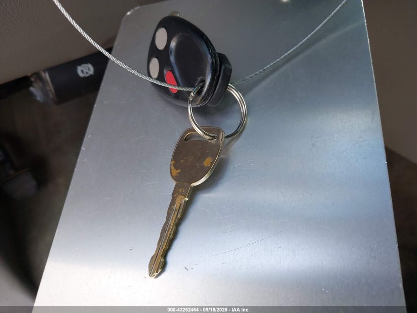 2004 Chevrolet Tahoe Lt VIN: 1GNEC13T34R187073 Lot: 43262464