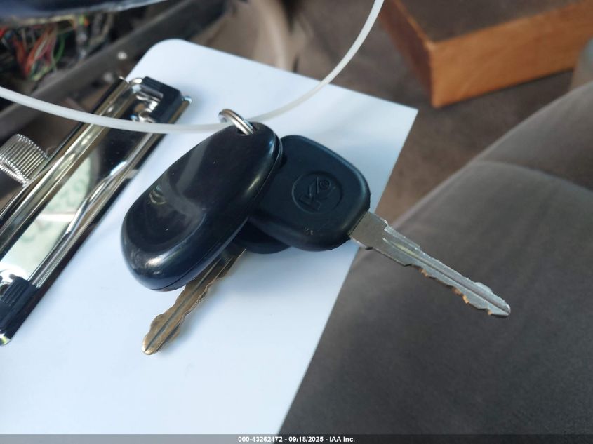 2004 Chevrolet Silverado 1500 Ls VIN: 2GCEC19T441130972 Lot: 43262472