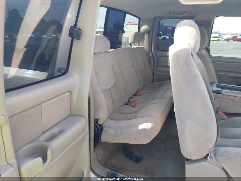 2004 Chevrolet Silverado 1500 Ls VIN: 2GCEC19T441130972 Lot: 43262472