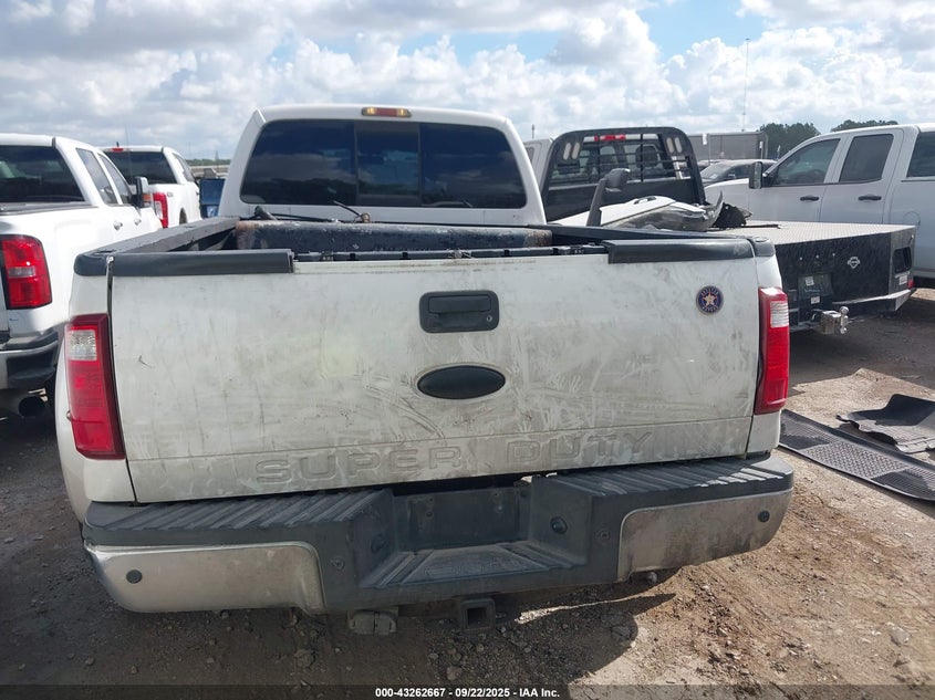 2011 Ford F-450 Lariat VIN: 1FT8W4DT8BEA71692 Lot: 43262667