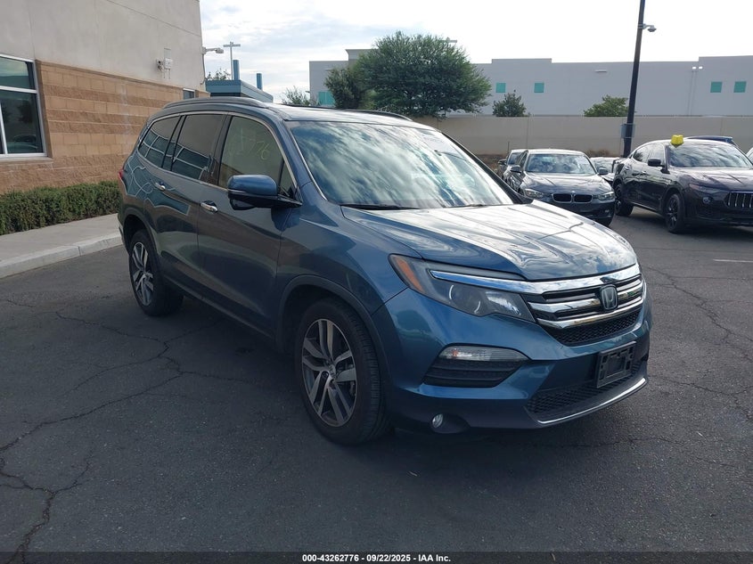 5FNYF5H90HB045082 2017 Honda Pilot Touring auction photo 1