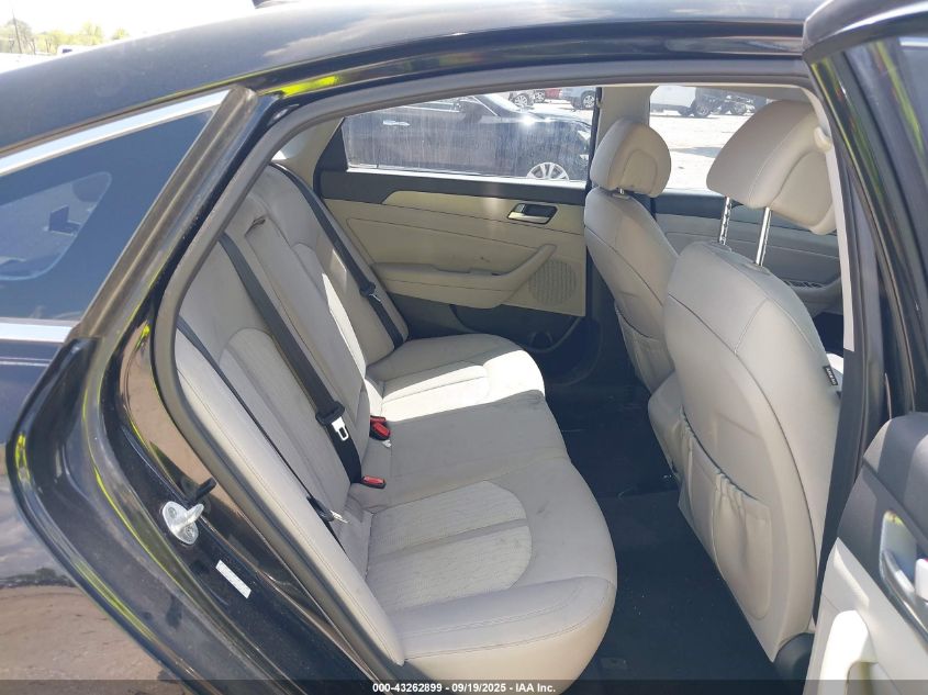 2016 Hyundai Sonata Hybrid Se VIN: KMHE24L1XGA019120 Lot: 43262899