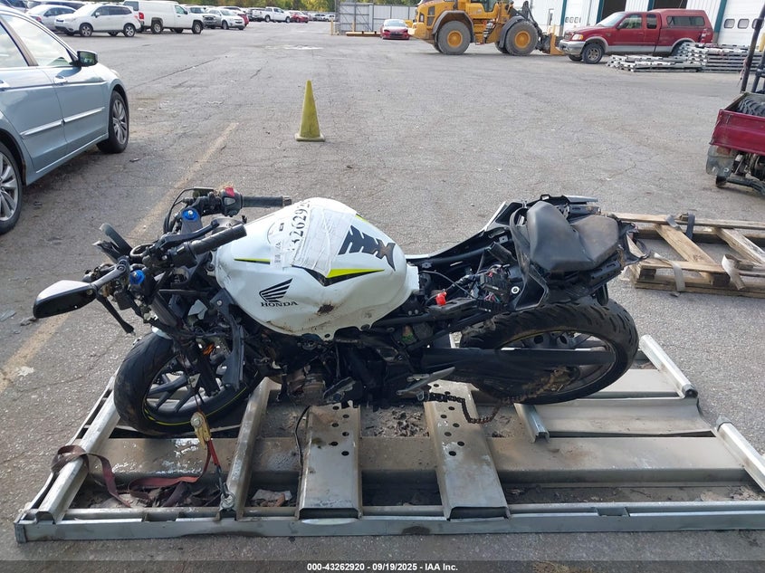 2021 HONDA CBR500 RA - MLHPC6258M5200129