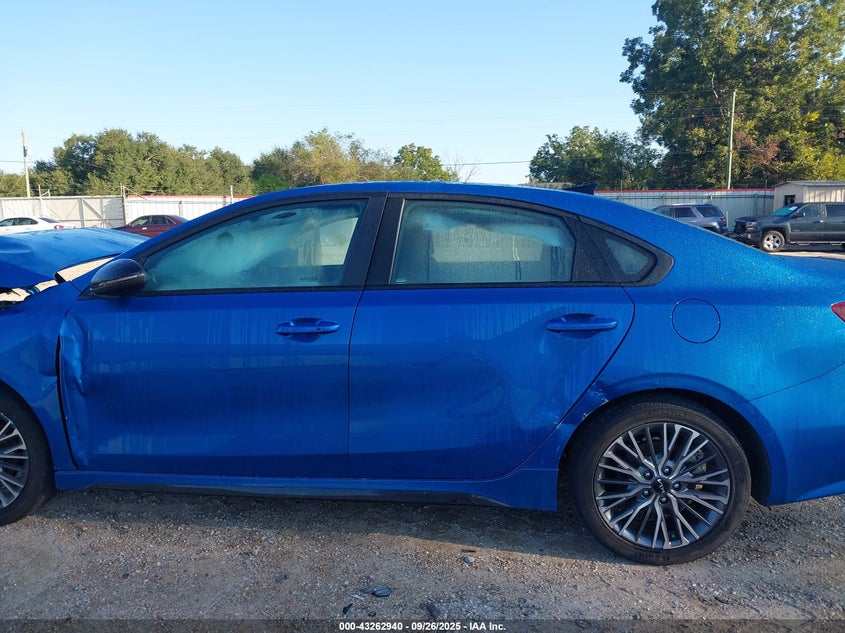 2022 Kia Forte Gt-Line VIN: 3KPF54AD0NE454672 Lot: 43262940