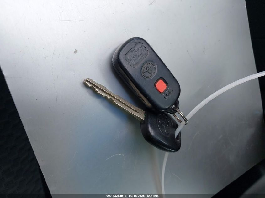 2008 Toyota Matrix VIN: 2T1KR32E38C717194 Lot: 43263012