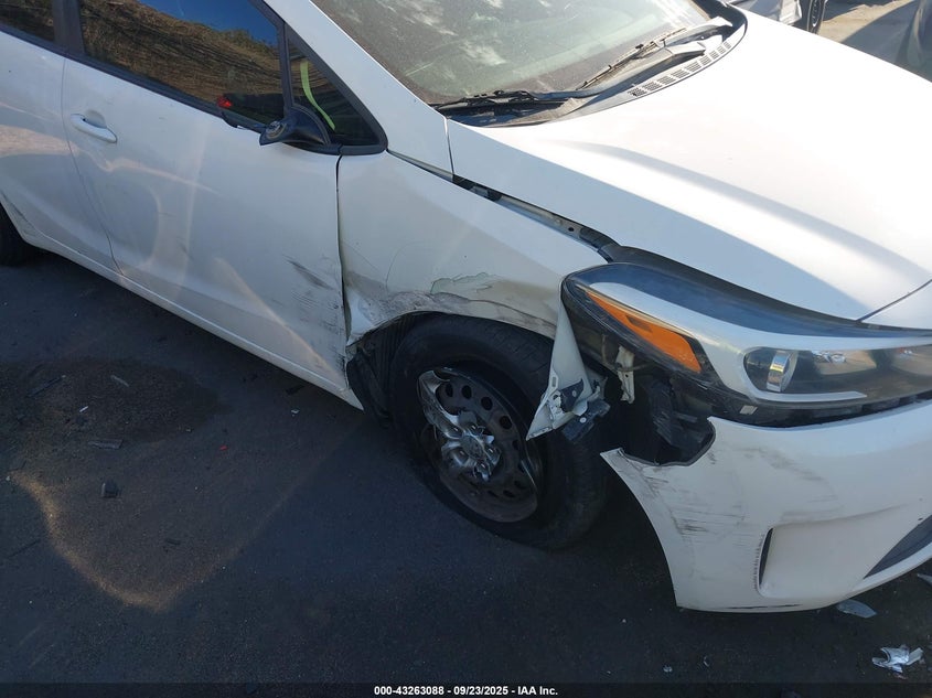 2018 KIA FORTE LX - 3KPFK4A78JE168548
