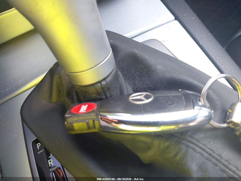 2008 Mercedes-Benz C 300 Luxury 4Matic/Sport 4Matic VIN: WDDGF81X38F108456 Lot: 43263140