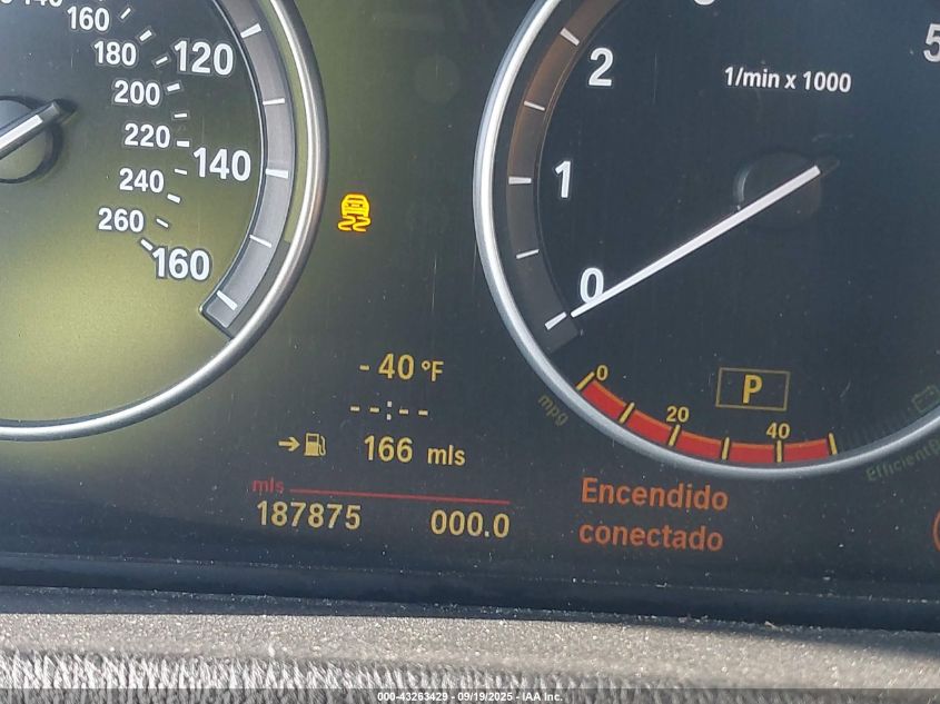 2011 BMW X3 xDrive28I VIN: 5UXWX5C55BLW13810 Lot: 43263429