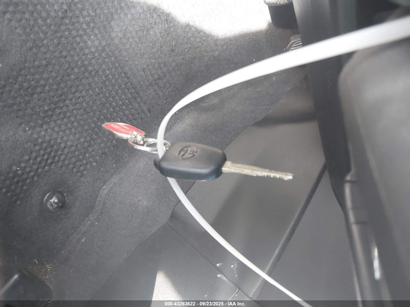 5YFBURHE5HP657198 2017 TOYOTA COROLLA photo no. 11