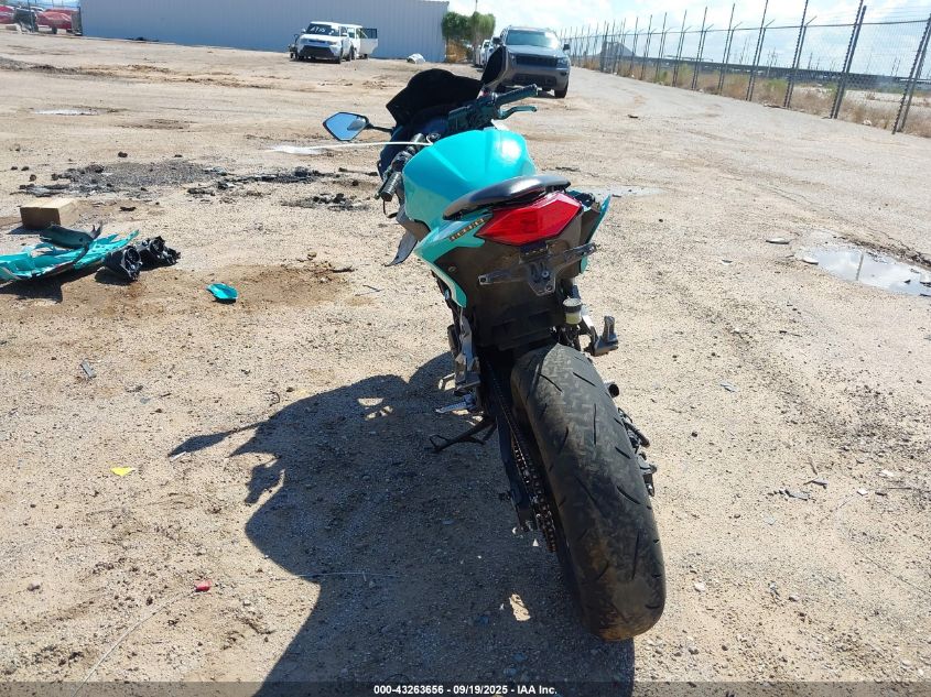 2015 Kawasaki Ex300 B VIN: JKAEX8B17FDA22047 Lot: 43263656