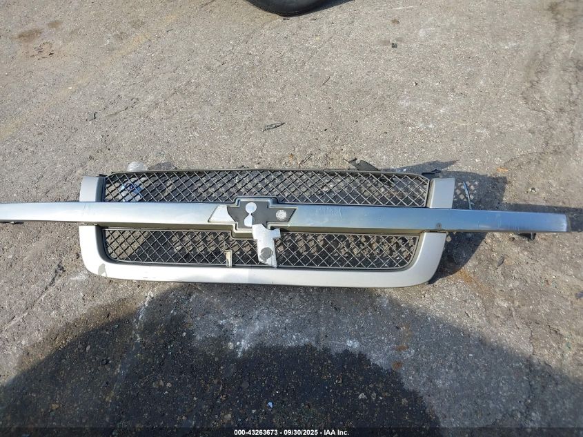 2005 Chevrolet Silverado Ls VIN: 2GCEC13T751140812 Lot: 43263673